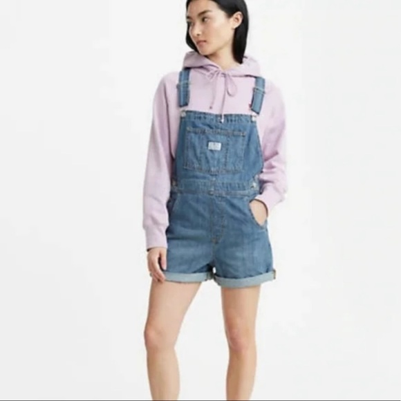 Levi's Denim - NWOT Levi’s Vintage Denim Shorts Overalls!